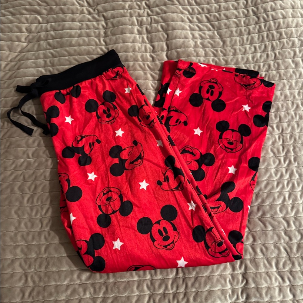 Disney Red Mickey Mouse Pajamas size Large NWT